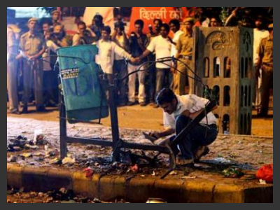 India: scoppia una bomba in un ristorante di Pune.